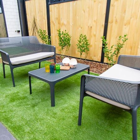 Stylish 2-Bedroom Haven Next To Hagley Park Christchurch Eksteriør bilde