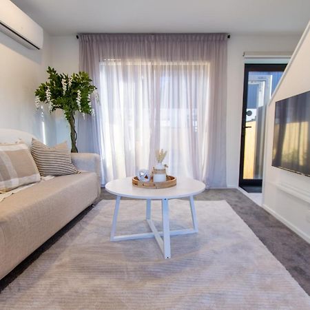 Stylish 2-Bedroom Haven Next To Hagley Park Christchurch Eksteriør bilde