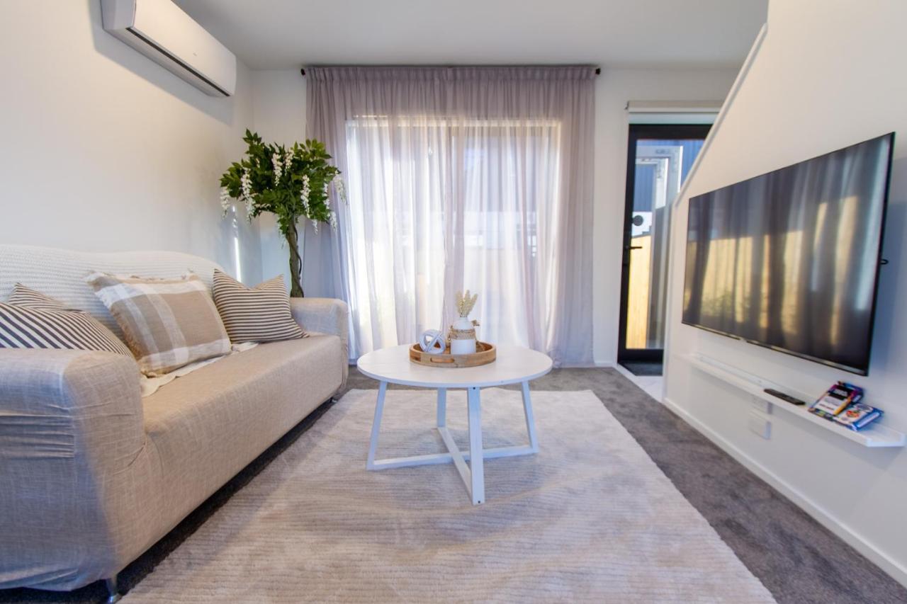 Stylish 2-Bedroom Haven Next To Hagley Park Christchurch Eksteriør bilde