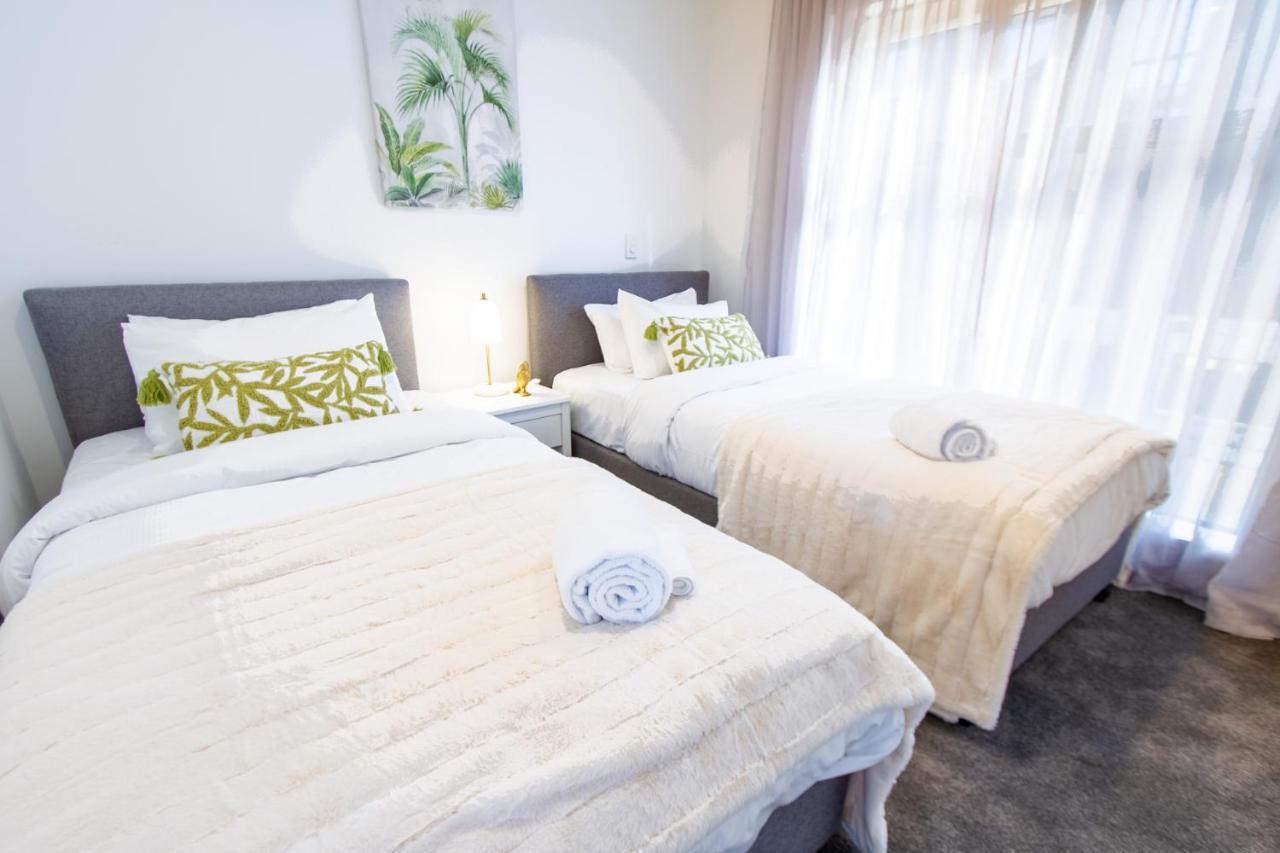 Stylish 2-Bedroom Haven Next To Hagley Park Christchurch Eksteriør bilde
