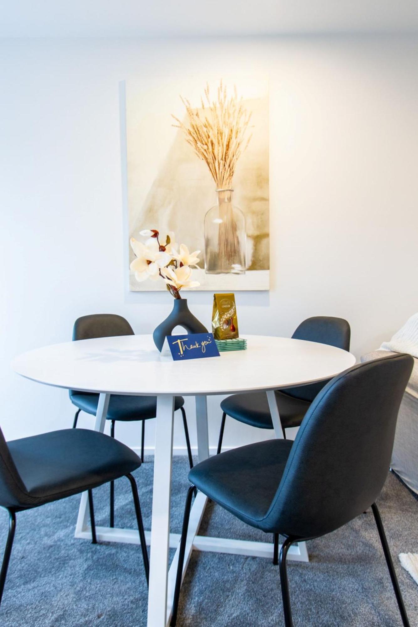 Stylish 2-Bedroom Haven Next To Hagley Park Christchurch Eksteriør bilde